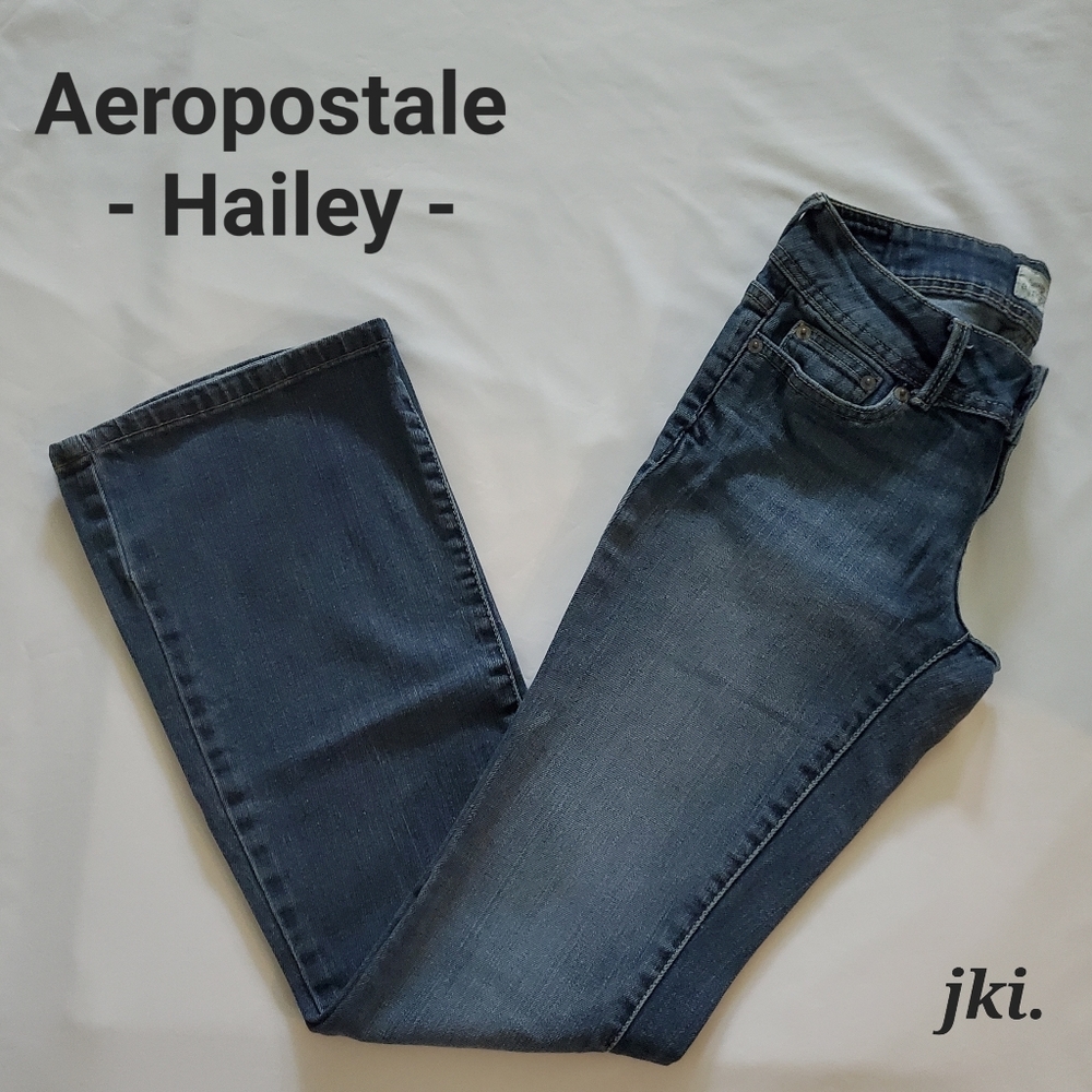 Aeropostale Hailey Flare Curvy Womens Jeans